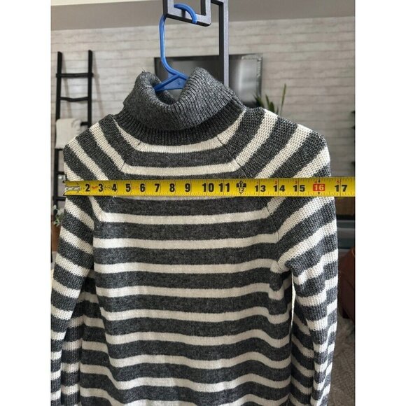 Loft Gray White Striped Stitchy Turtleneck Sweater Long sleeve Womens Size M - Picture 4 of 6